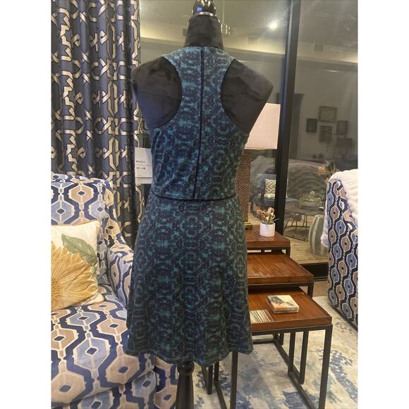 RVCA Women's L Sleeveless Silverleaf Dress Racerback New NWT Mini Fit Flare - Picture 3 of 5